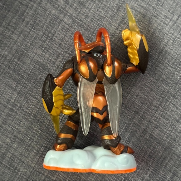 Skylanders Giants Swarm Bug Bee Wasp Figure Air Element Activision - Picture 3 of 4